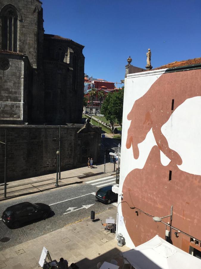 Pimms Ribeira Bed & Breakfast